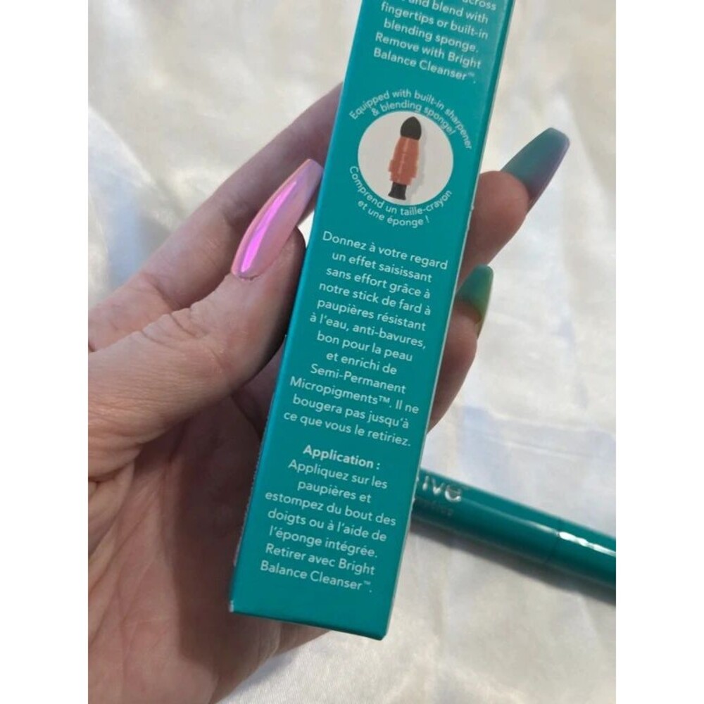 Thrive Infinity Waterproof Eyeshadow Stick - Gailon (terracotta matte) - Picture 9 of 13